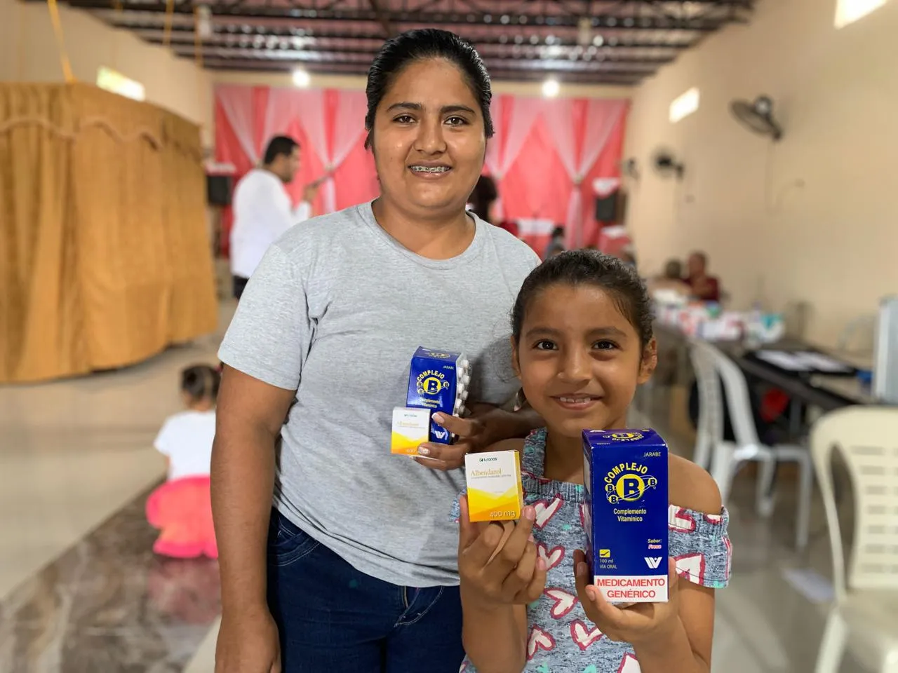 Brigada médica en Babahoyo beneficia a Pueblo Nuevo